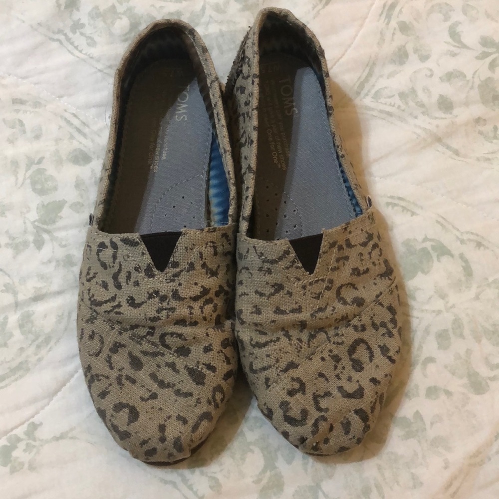 Leopard Toms